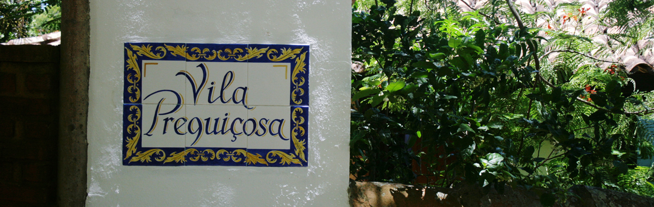 Entrada principal da Casa Vila Preguiçosa em Búzios